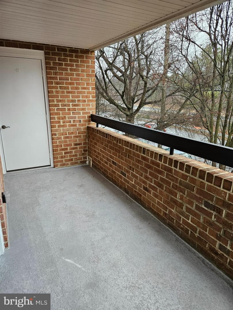 6908 Fairfax Drive #300 photo 11