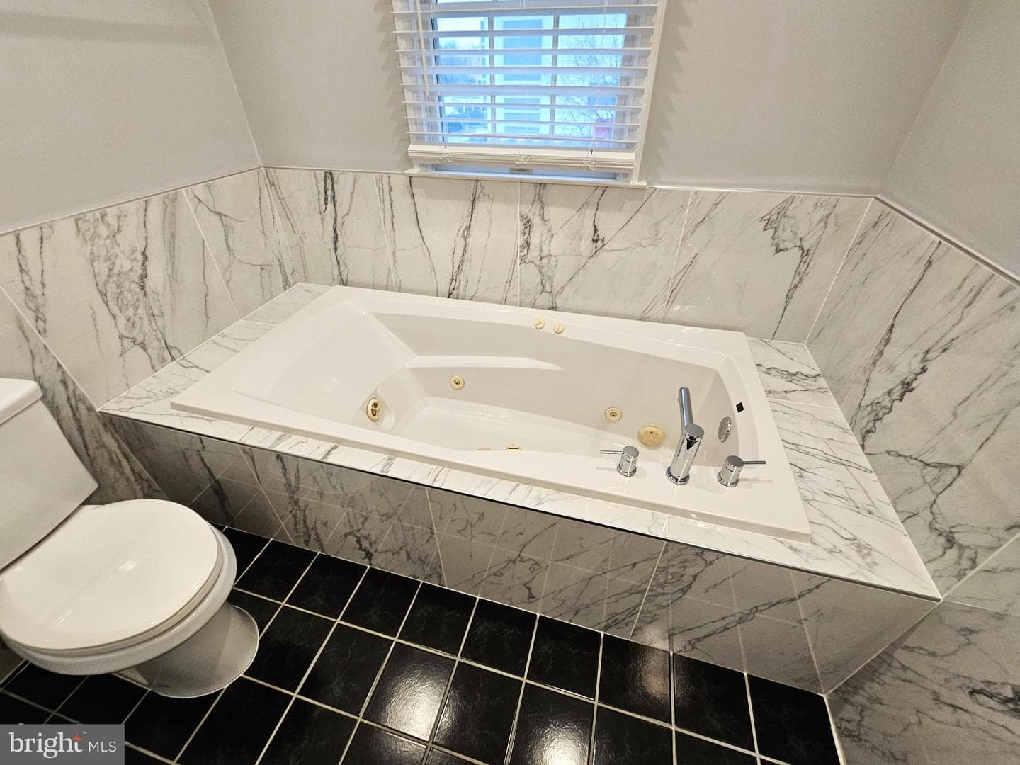 6908 Fairfax Drive #300 photo 18