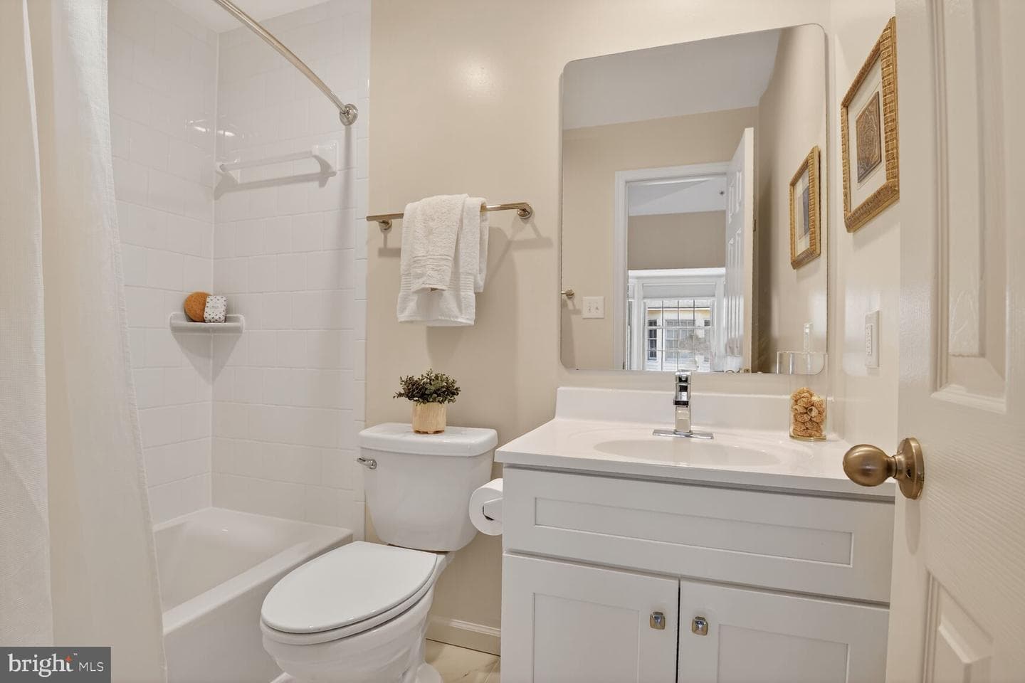 1113 N Stuart Street photo 21