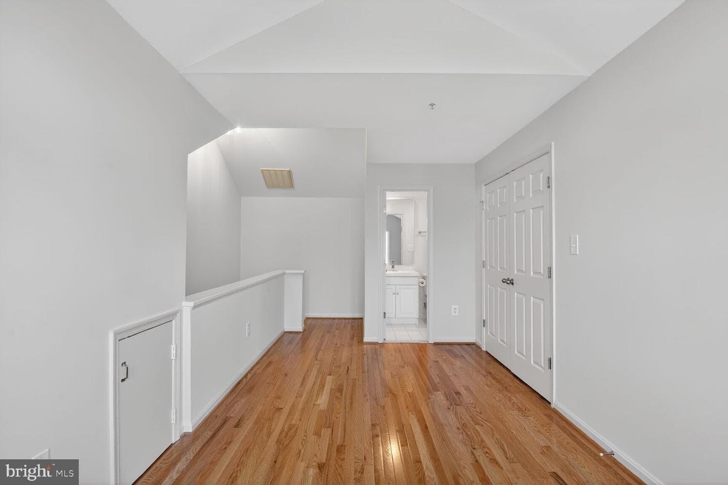 1113 N Stuart Street photo 24