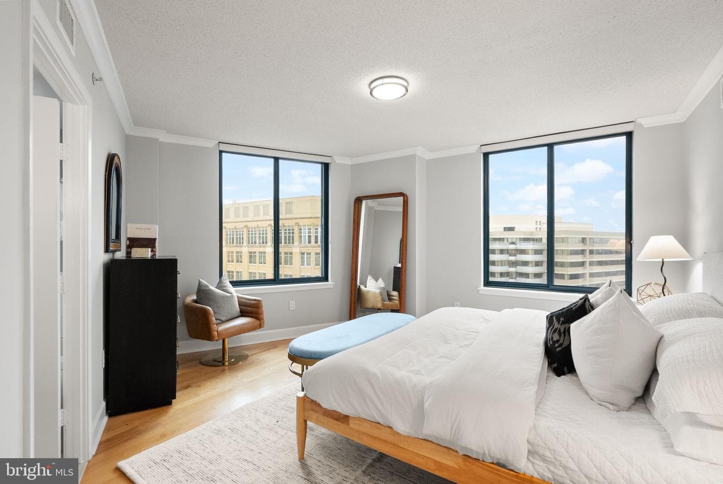 1220 N Fillmore Street #602 photo 14