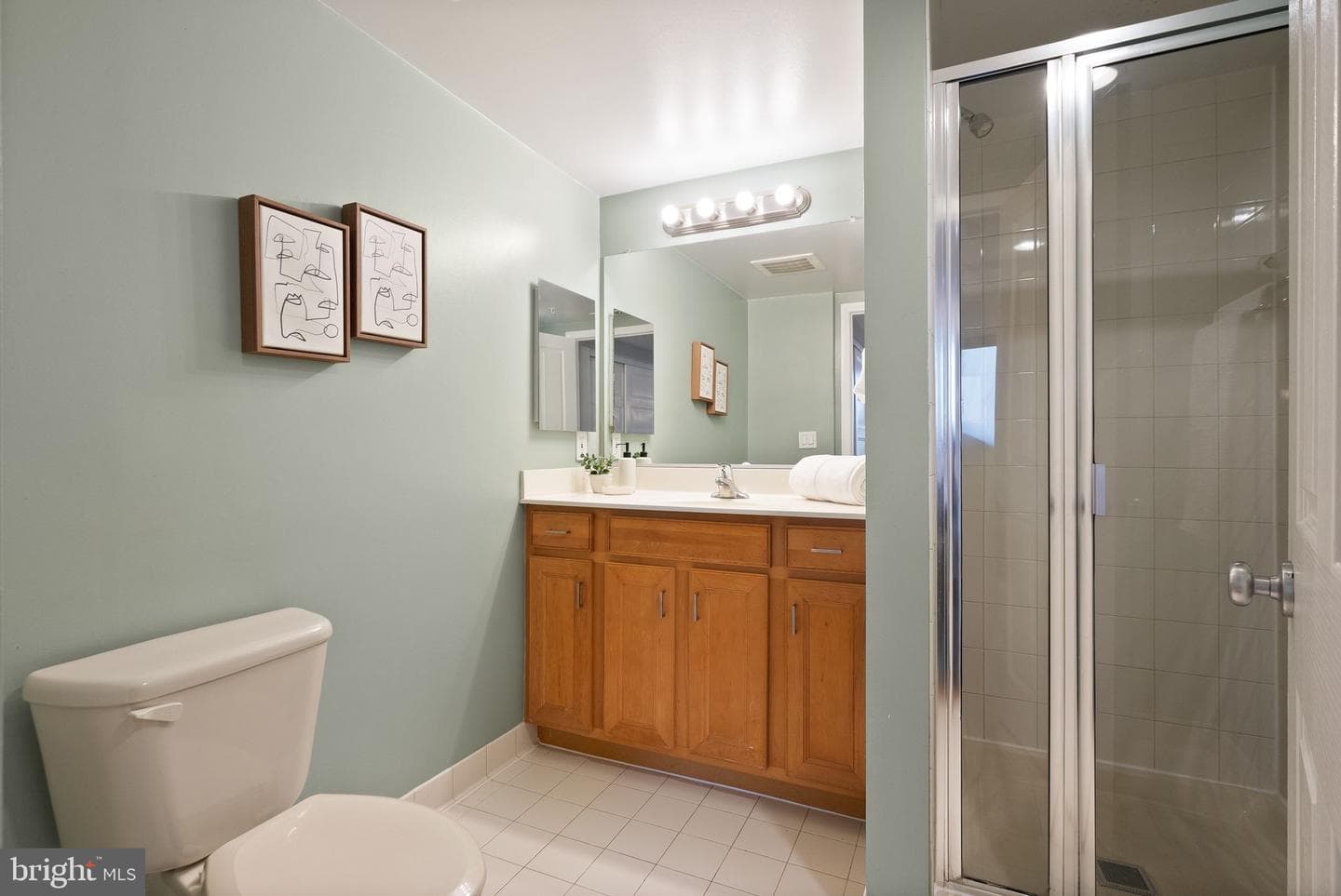1220 N Fillmore Street #602 photo 22