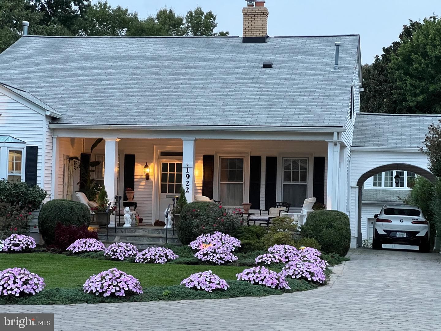 1922 S Arlington Ridge Road, Arlington