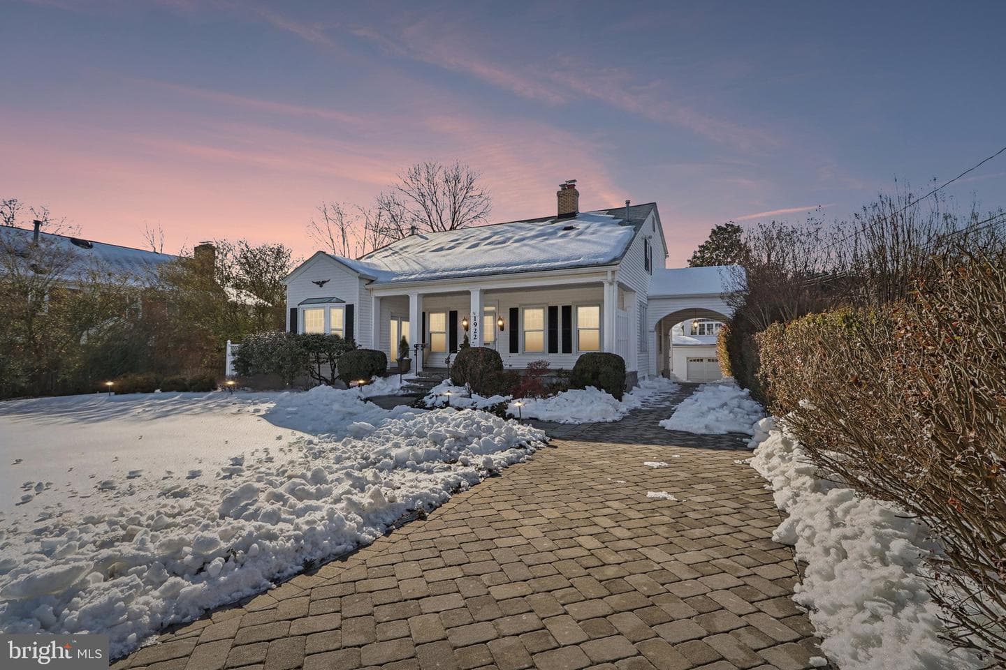 1922 S Arlington Ridge Road, Arlington