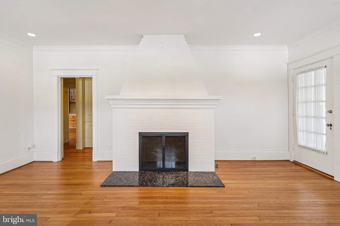1922 S Arlington Ridge Road photo 9