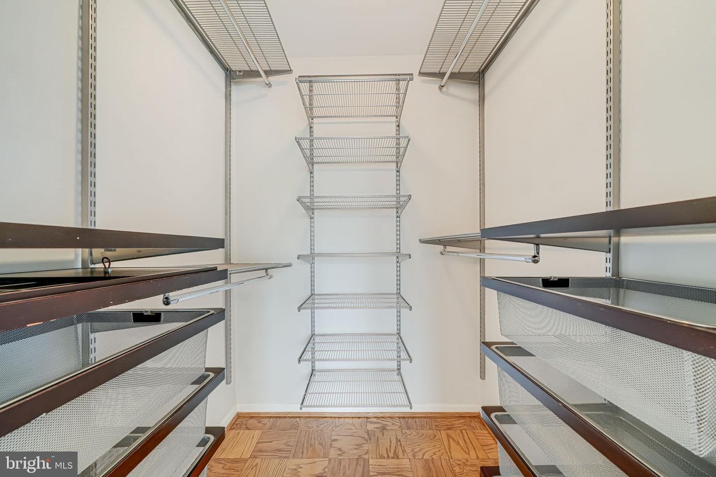 4390 Lorcom Lane #810 photo 19