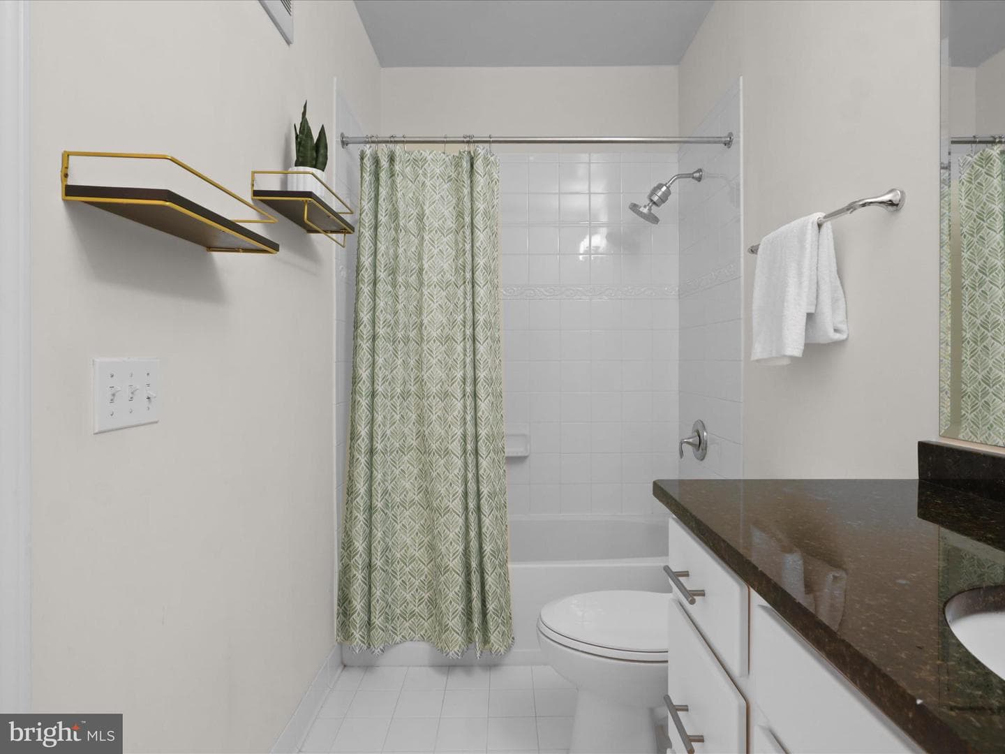 2101 N Monroe Street #212 photo 18