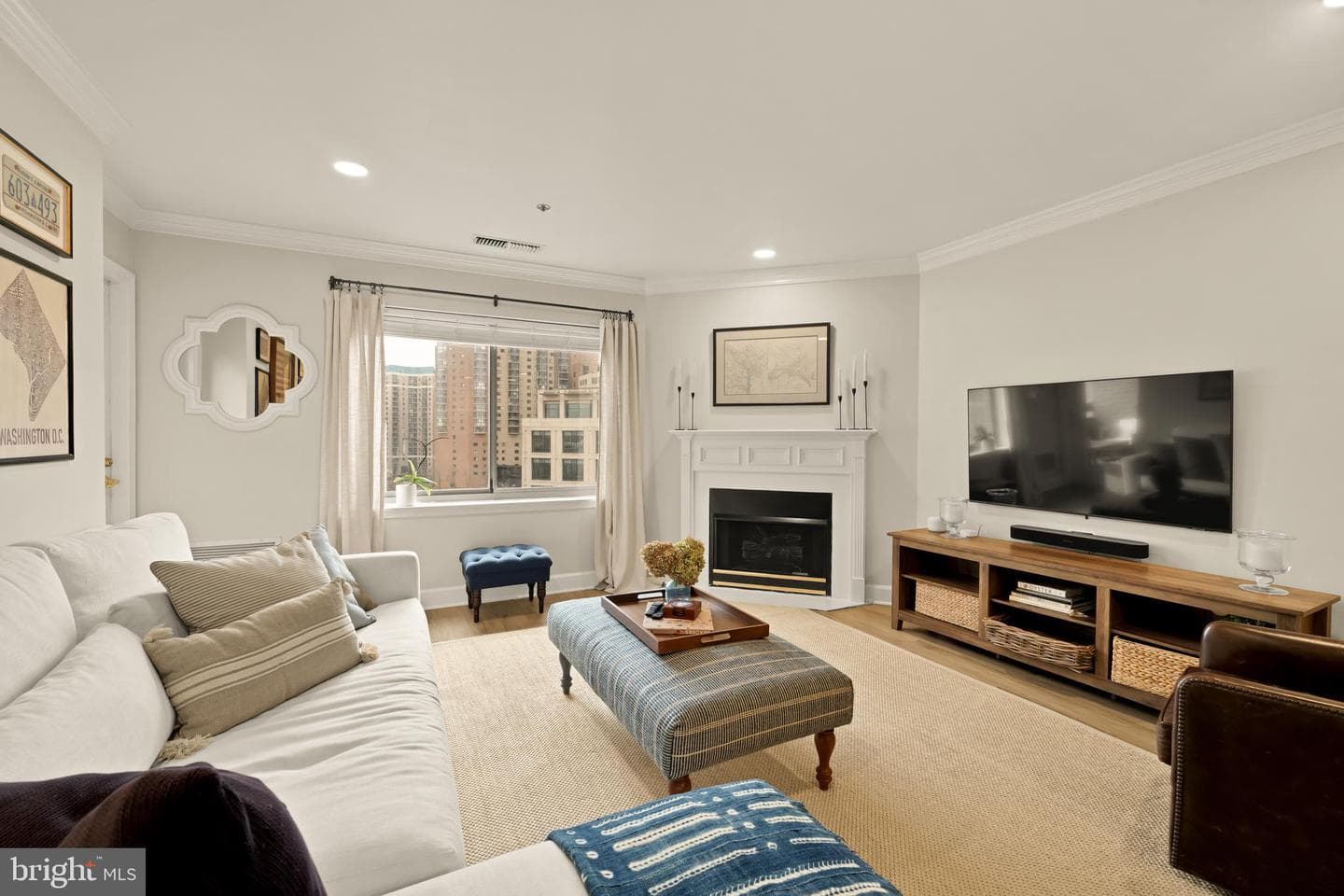 1050 N Stuart Street #816 photo 11