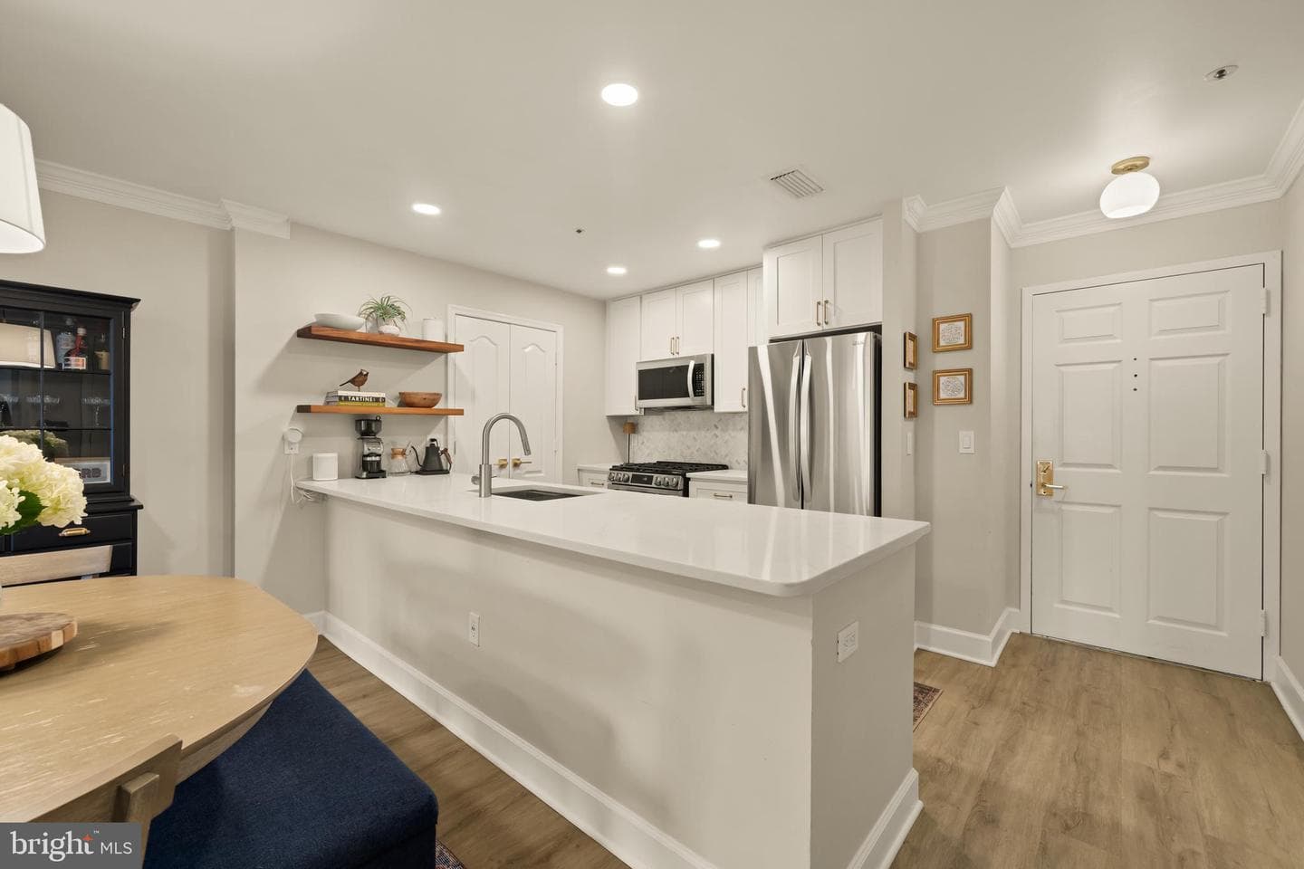 1050 N Stuart Street #816 photo 5