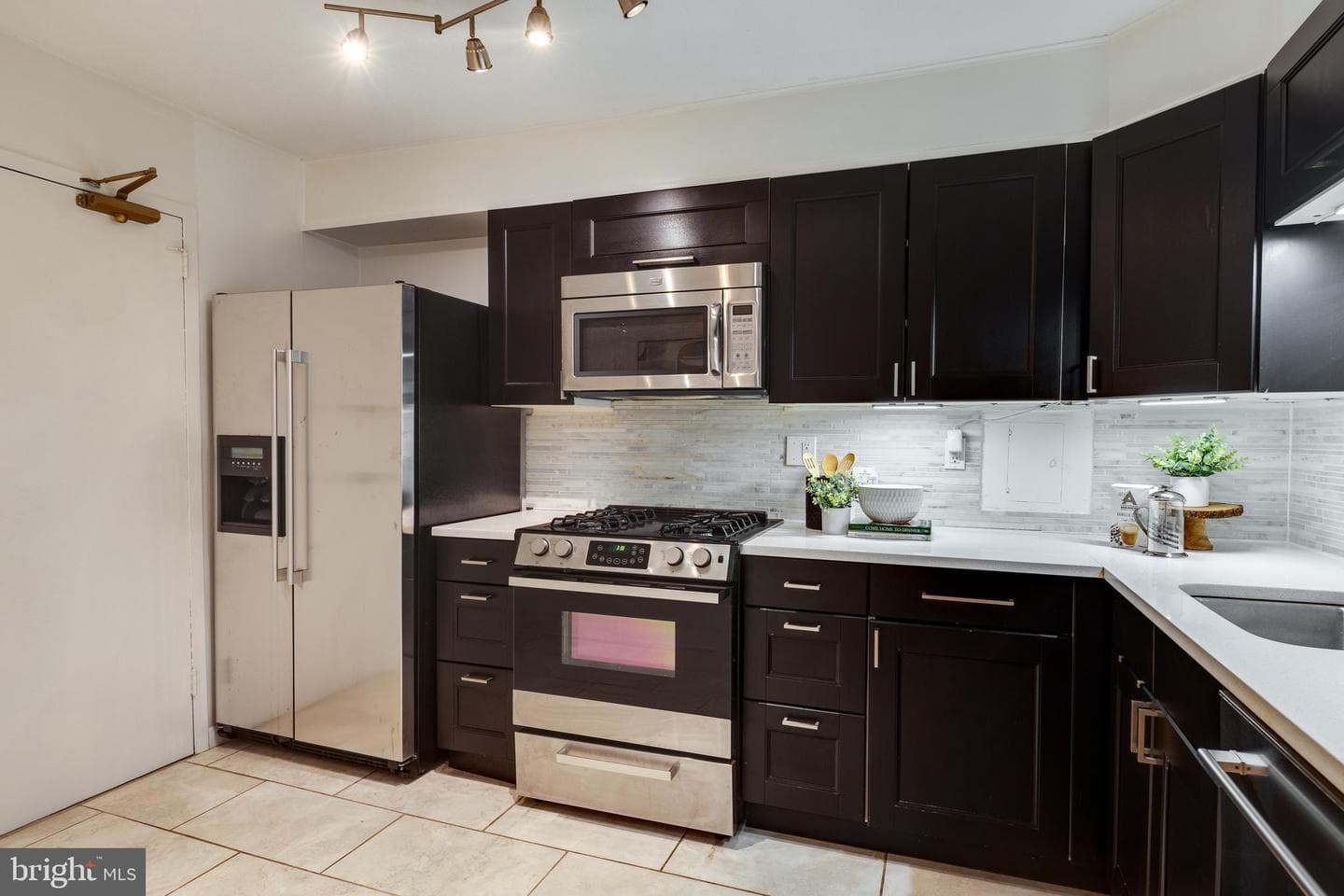 1300 Army Navy Drive #201 photo 12