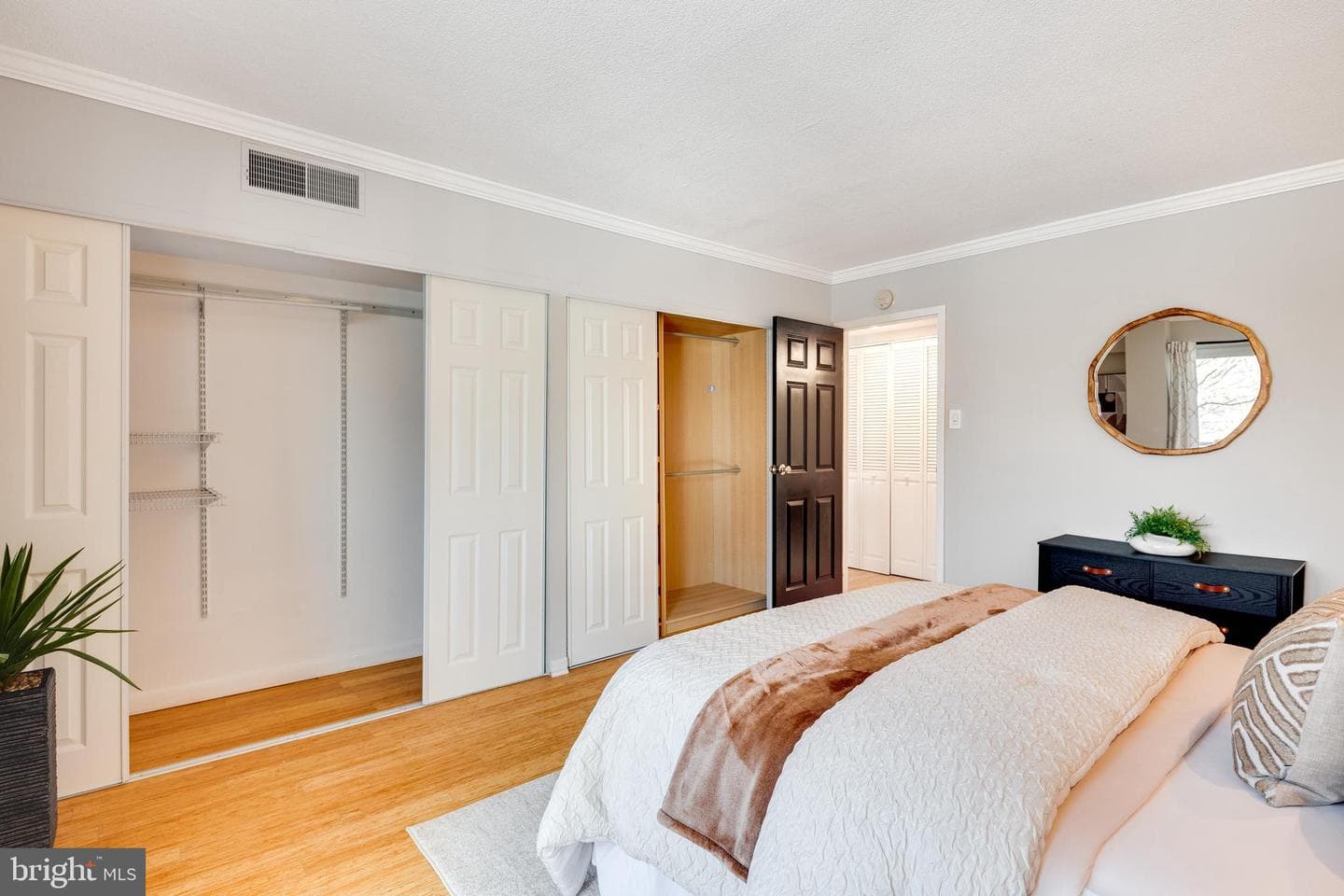 1300 Army Navy Drive #201 photo 18