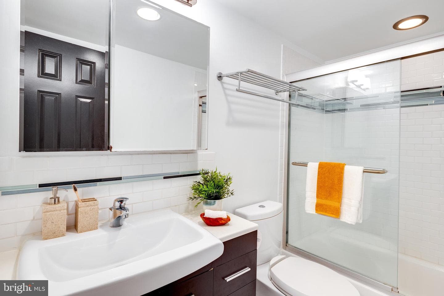 1300 Army Navy Drive #201 photo 21