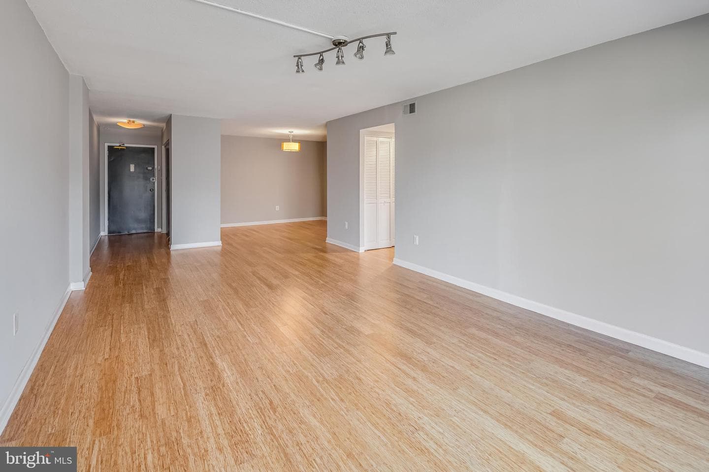1300 Army Navy Drive #201 photo 26