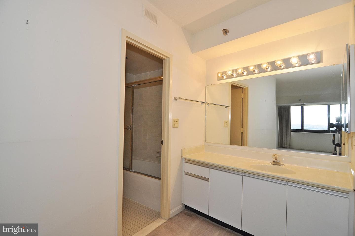 1805 Crystal Drive #907s photo 14