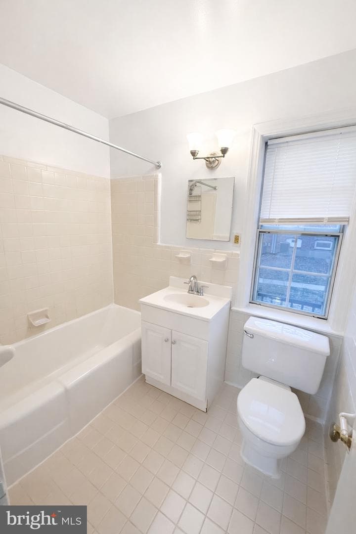 2511 Arlington Boulevard #101 photo 10