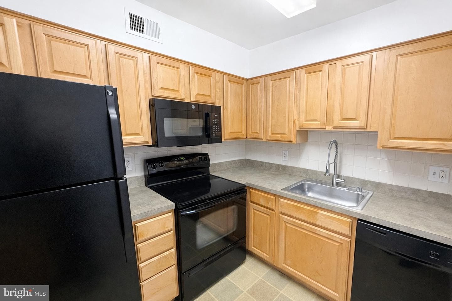 2511 Arlington Boulevard #101 photo 11