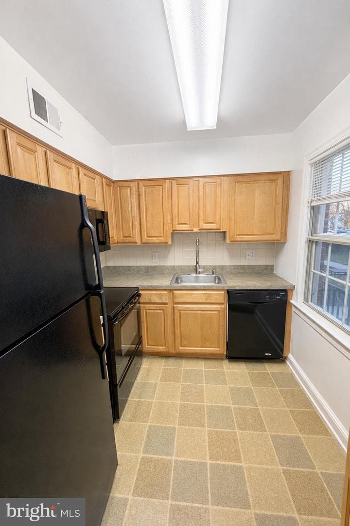 2511 Arlington Boulevard #101 photo 12