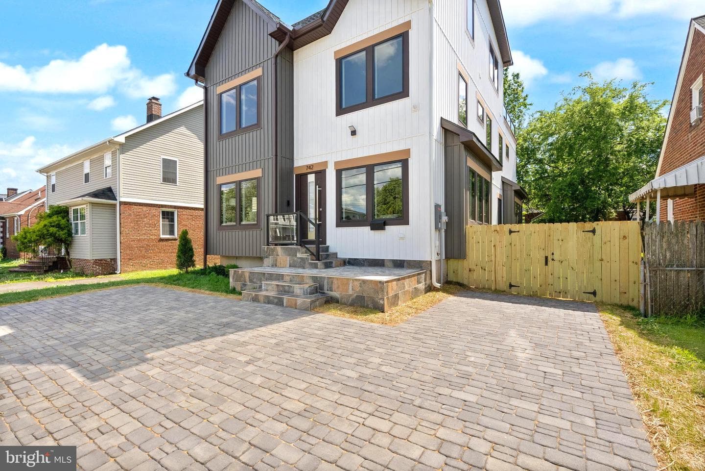 742 N George Mason Drive, Arlington