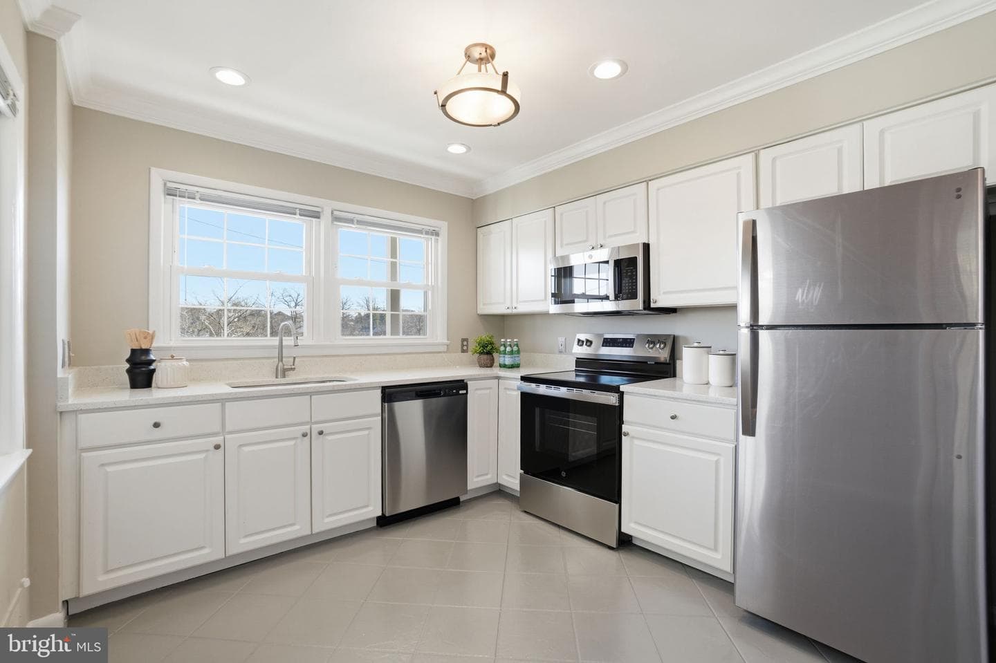 1808 N Johnson Street photo 3
