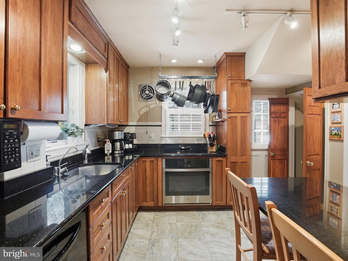 1812 N Hancock Street photo 14