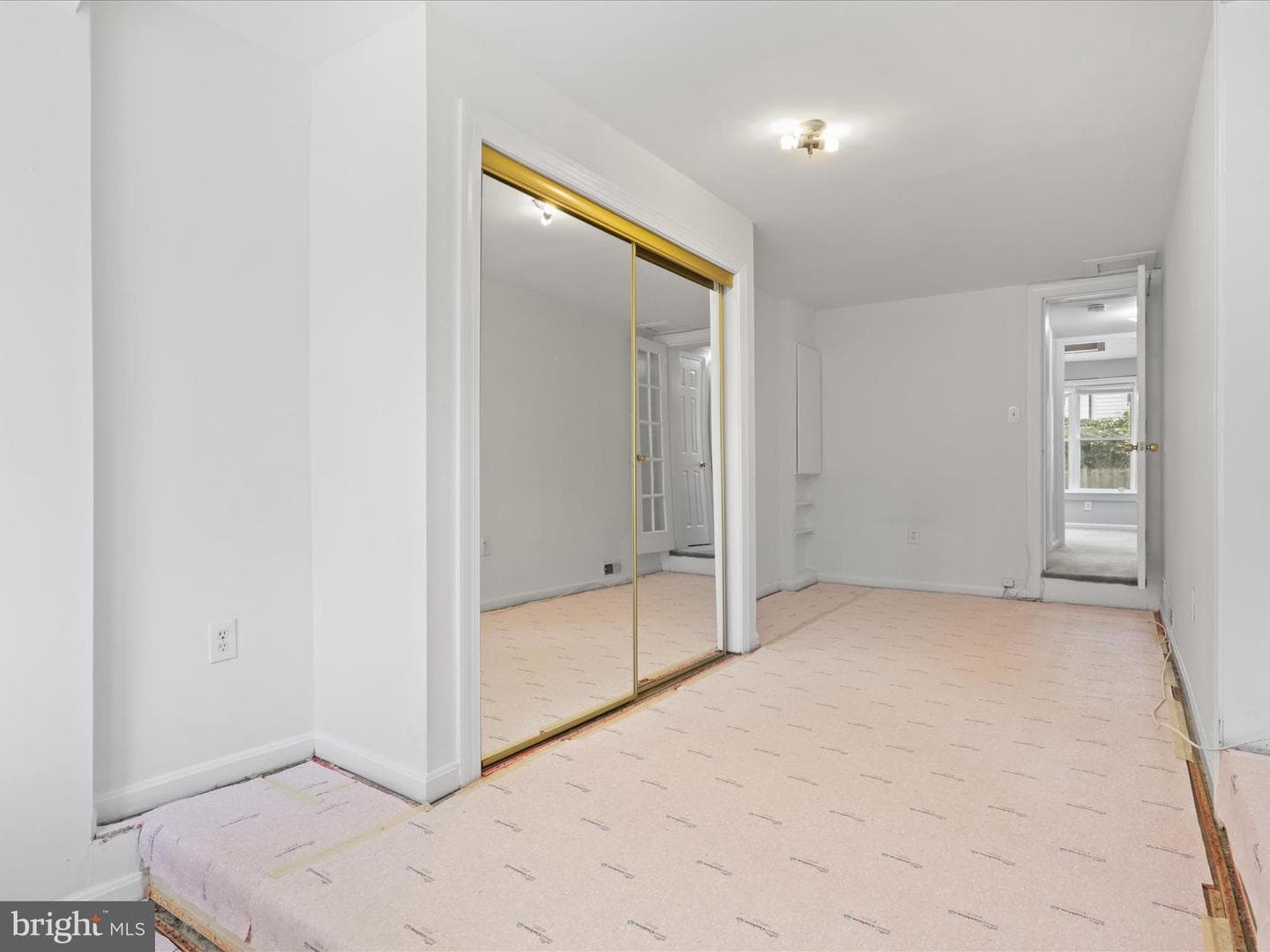 2400 Arlington Boulevard photo 15