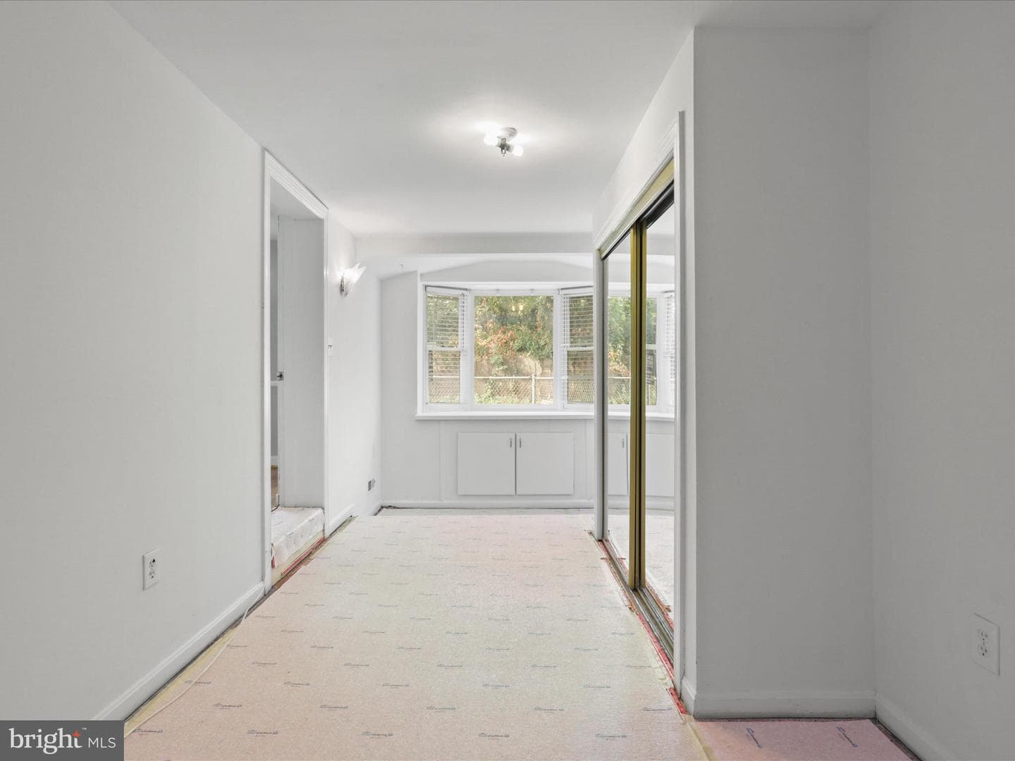 2400 Arlington Boulevard photo 16