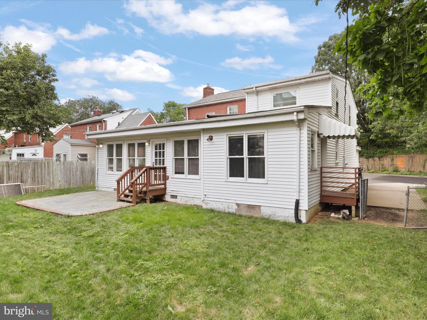 2400 Arlington Boulevard photo 20