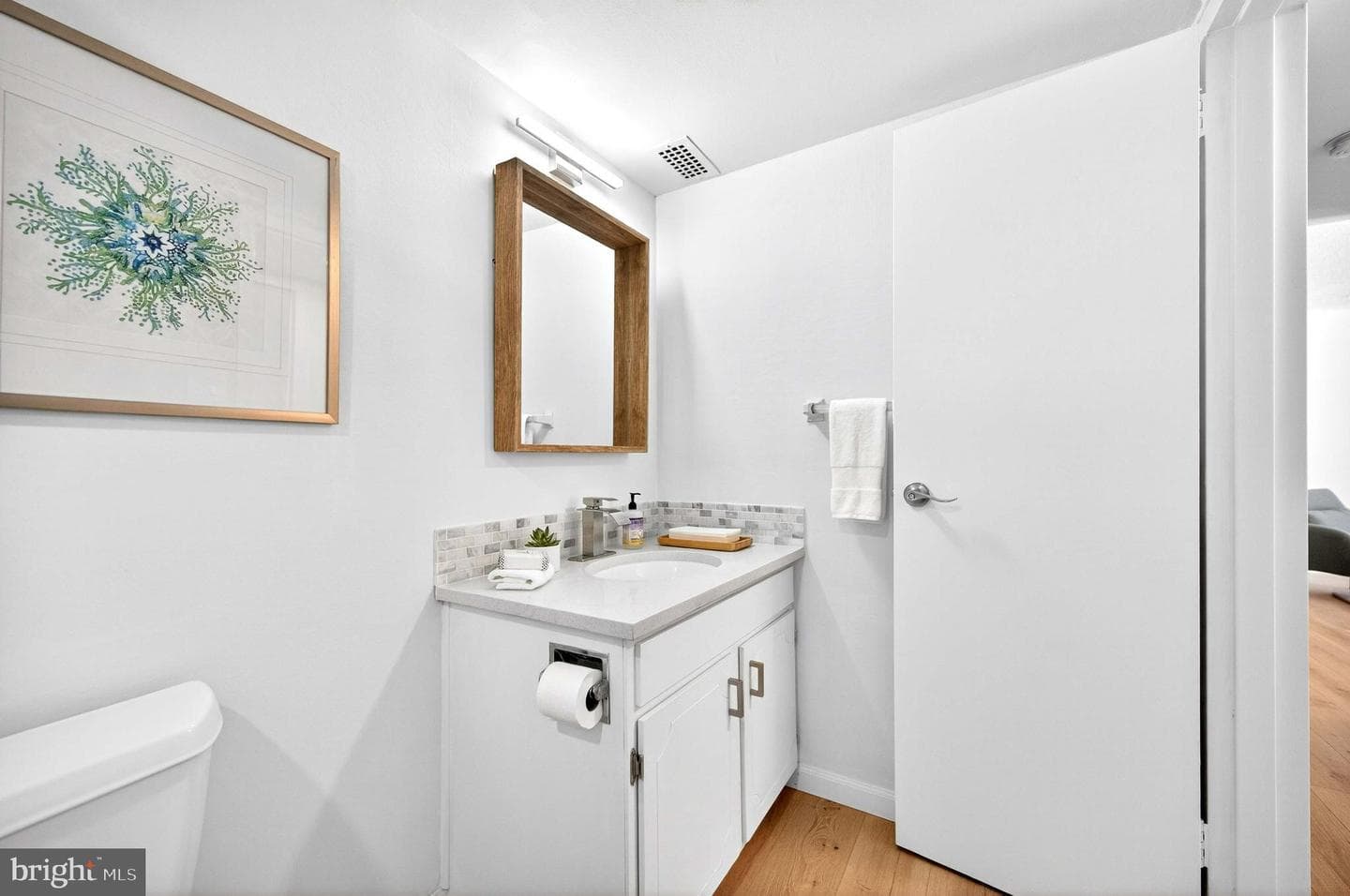 1300 Army Navy Drive #117 photo 22
