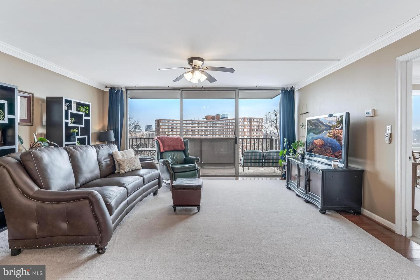 1515 S Arlington Ridge Road #504 photo 22