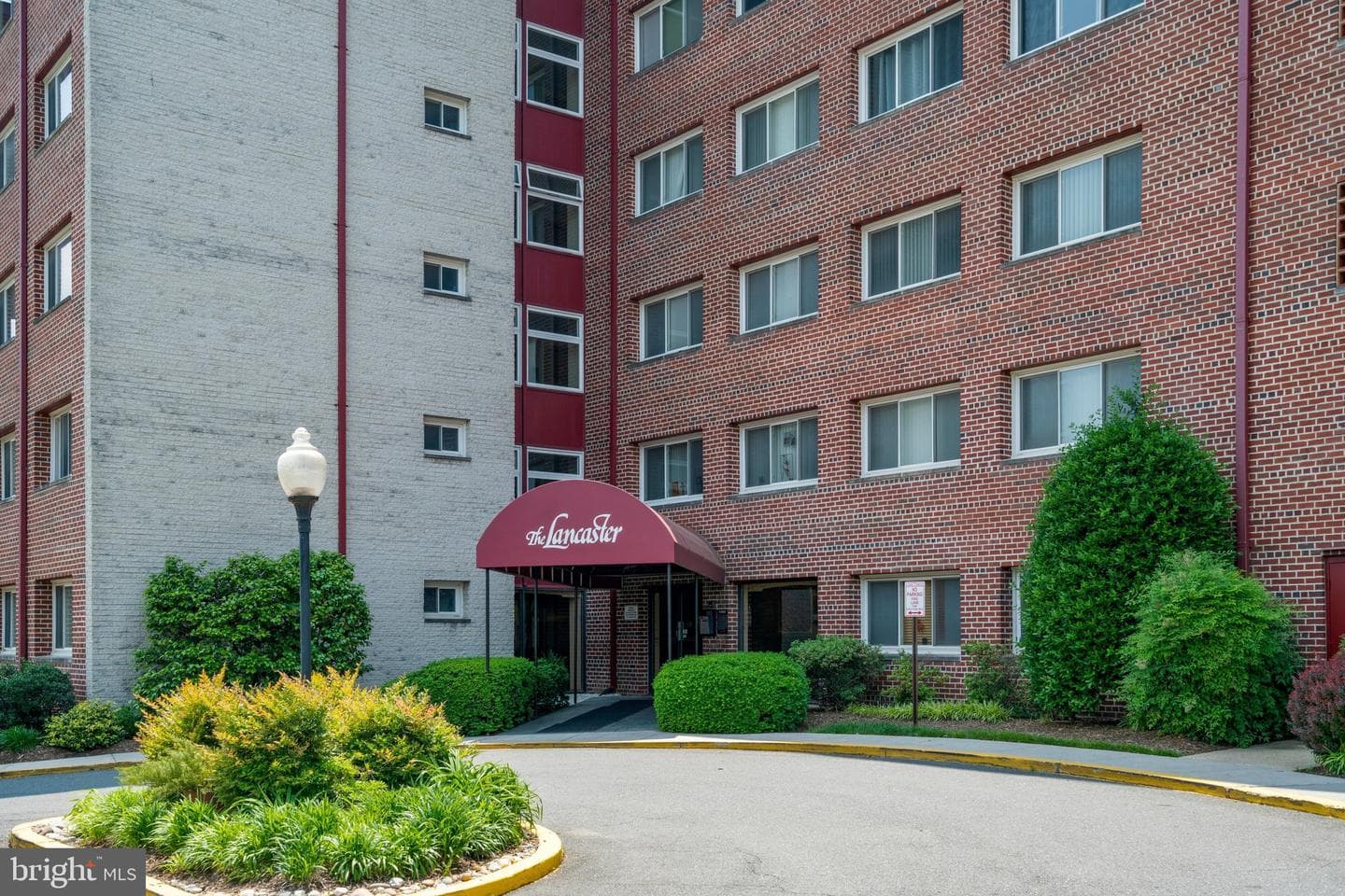 1830 Columbia Pike #107 photo 36