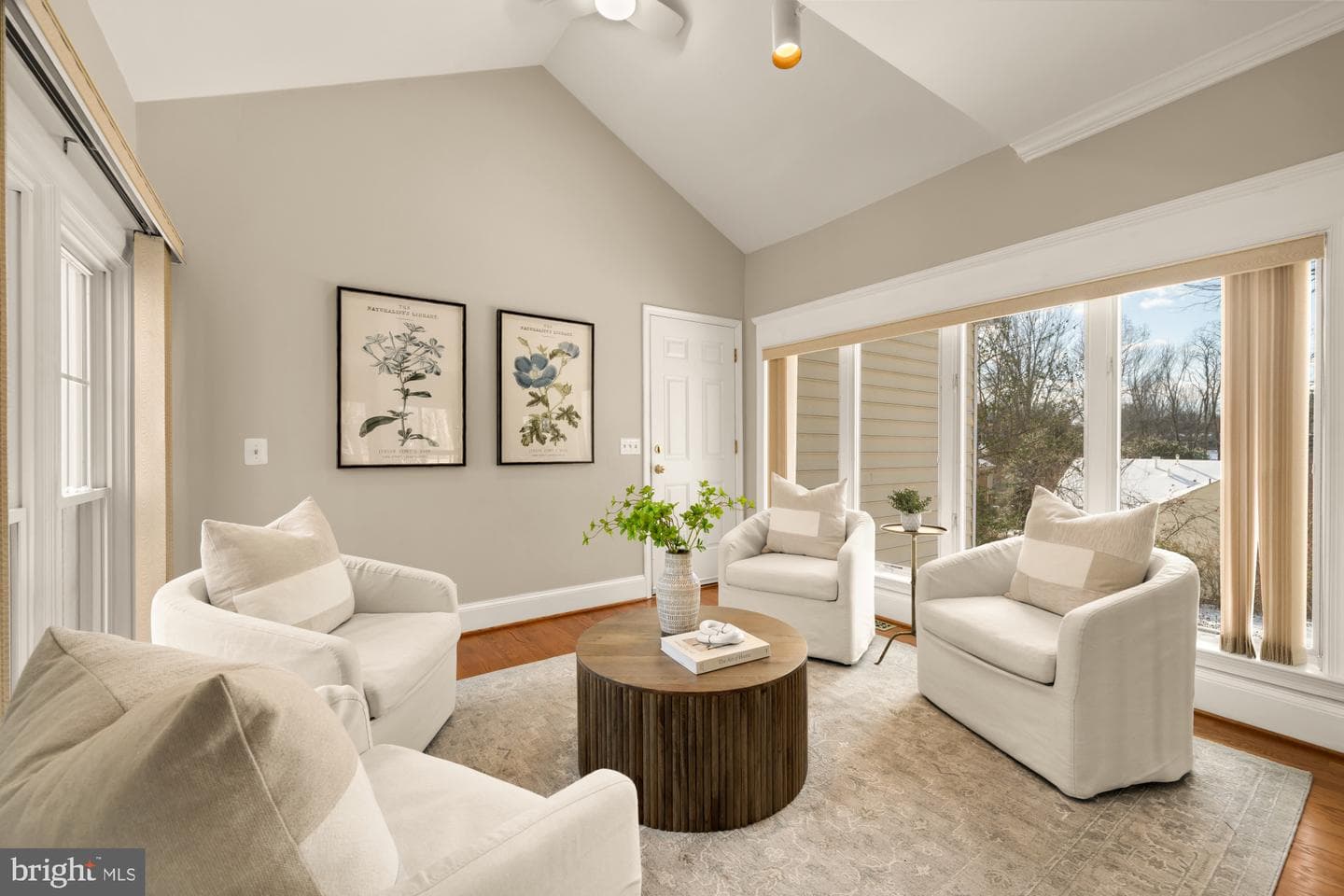 4024 N Aberdeen Street photo 22