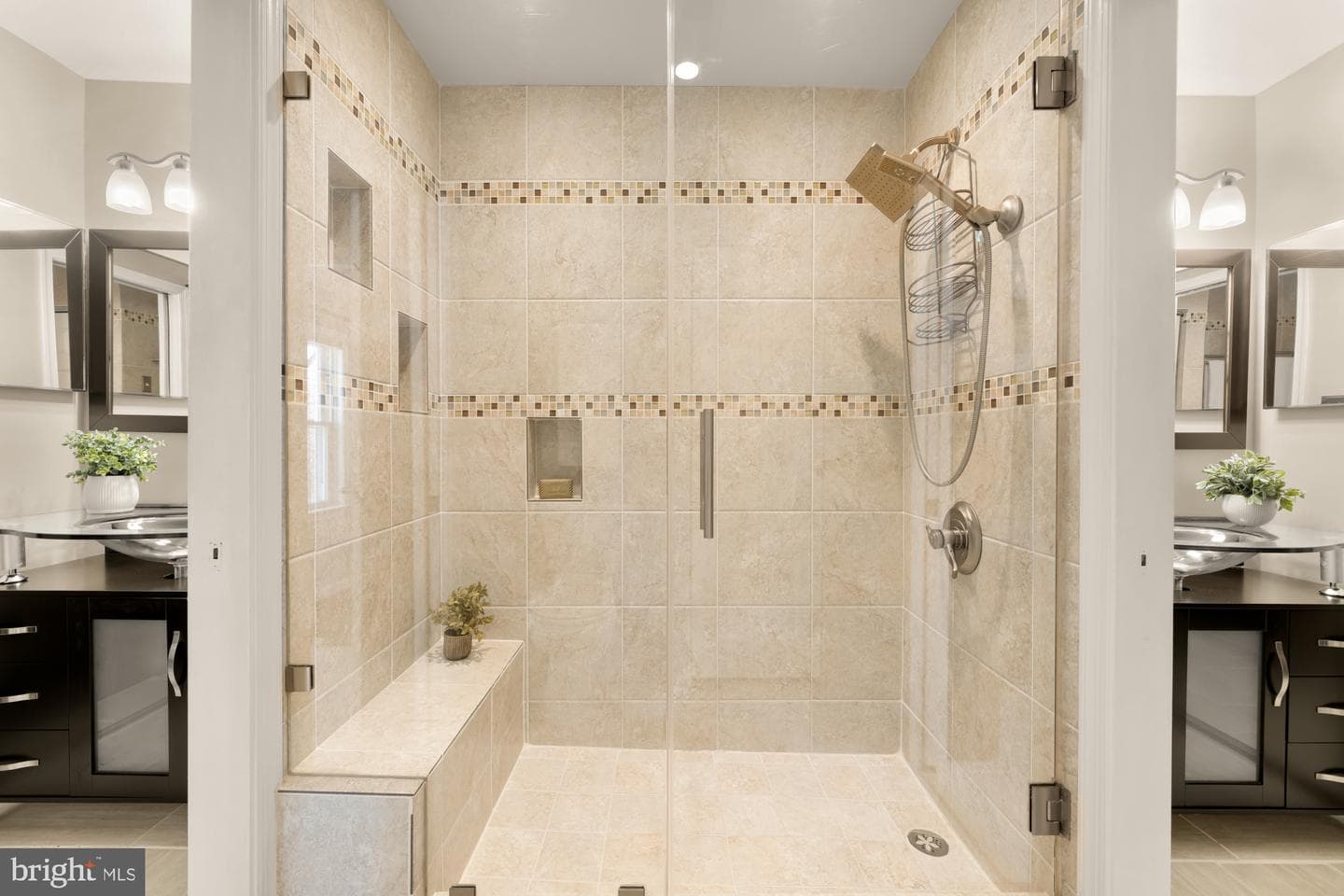 4024 N Aberdeen Street photo 35