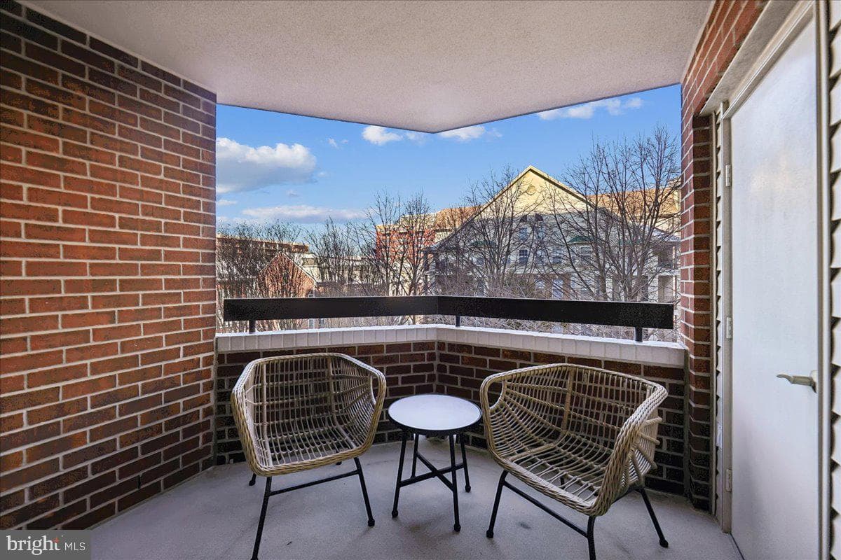 1276 N Wayne Street #418 photo 12