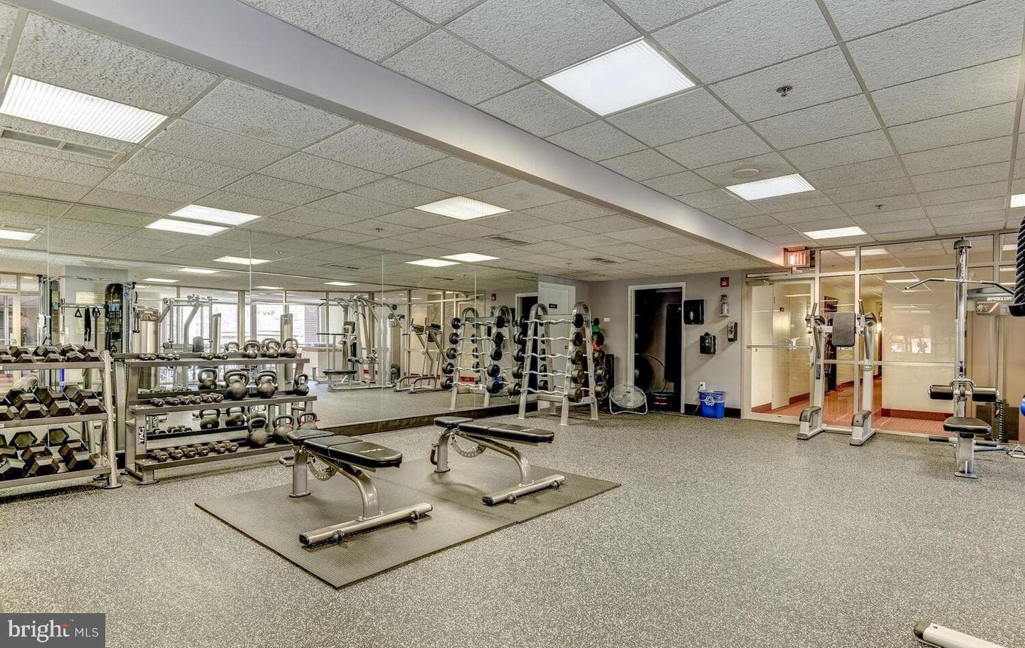 1276 N Wayne Street #418 photo 37