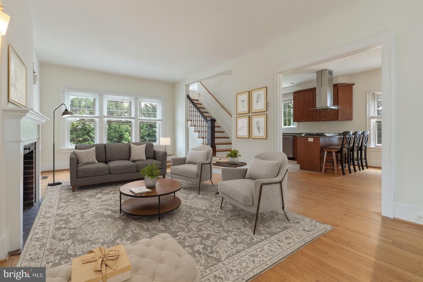 2629 Washington Boulevard photo 2
