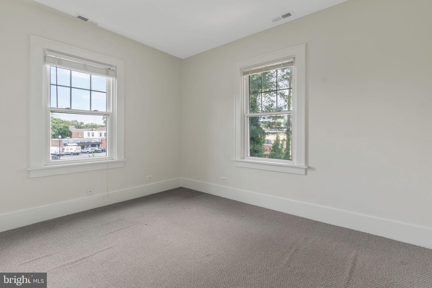 2629 Washington Boulevard photo 21