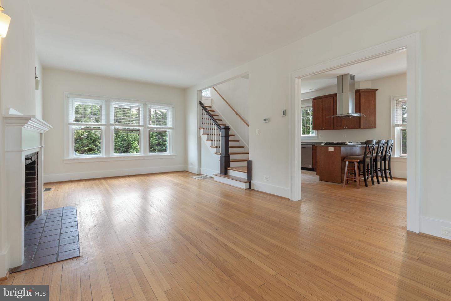 2629 Washington Boulevard photo 3