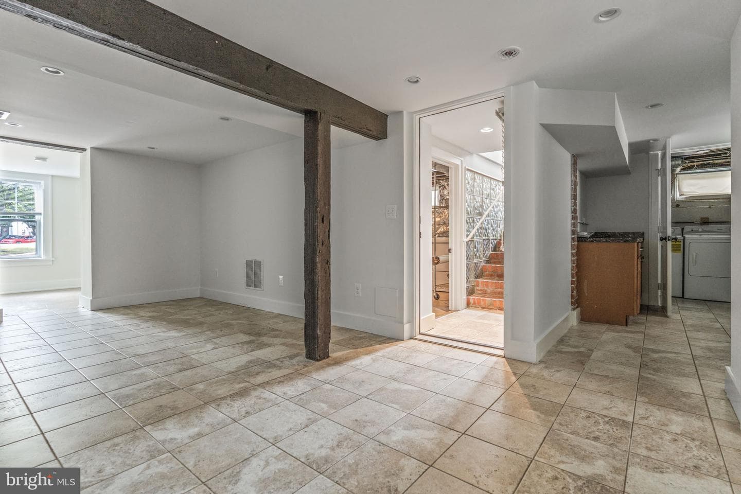 2629 Washington Boulevard photo 32