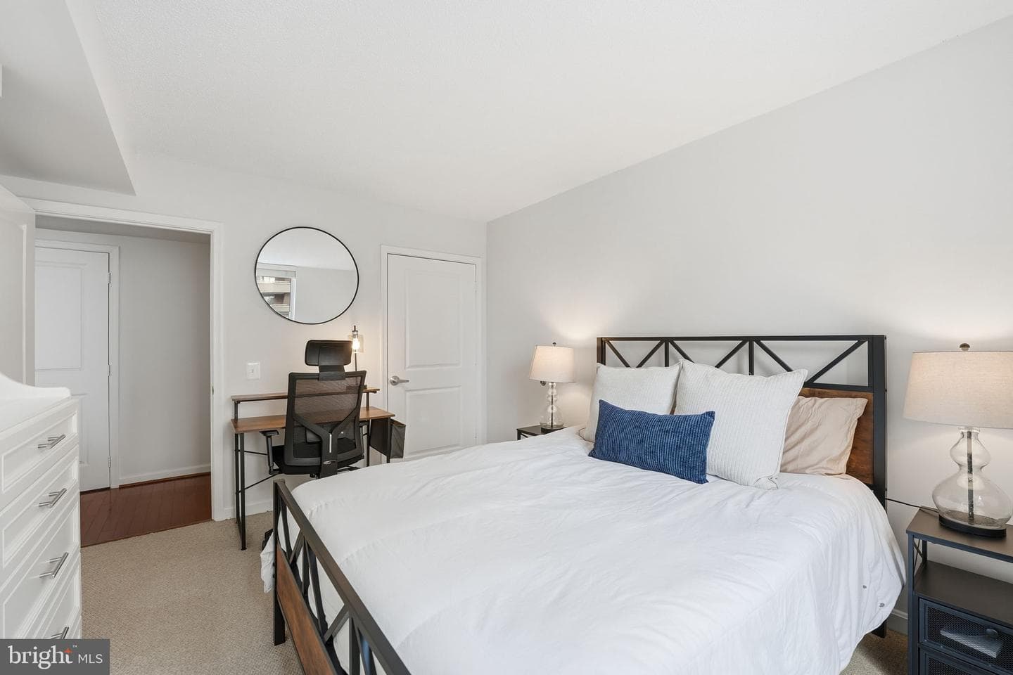 880 N Pollard Street #322 photo 19