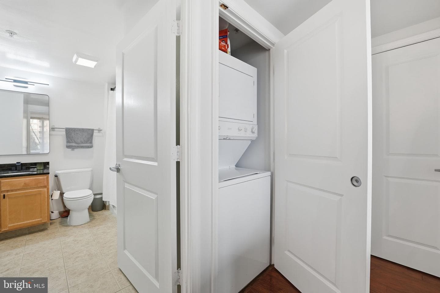 880 N Pollard Street #322 photo 22