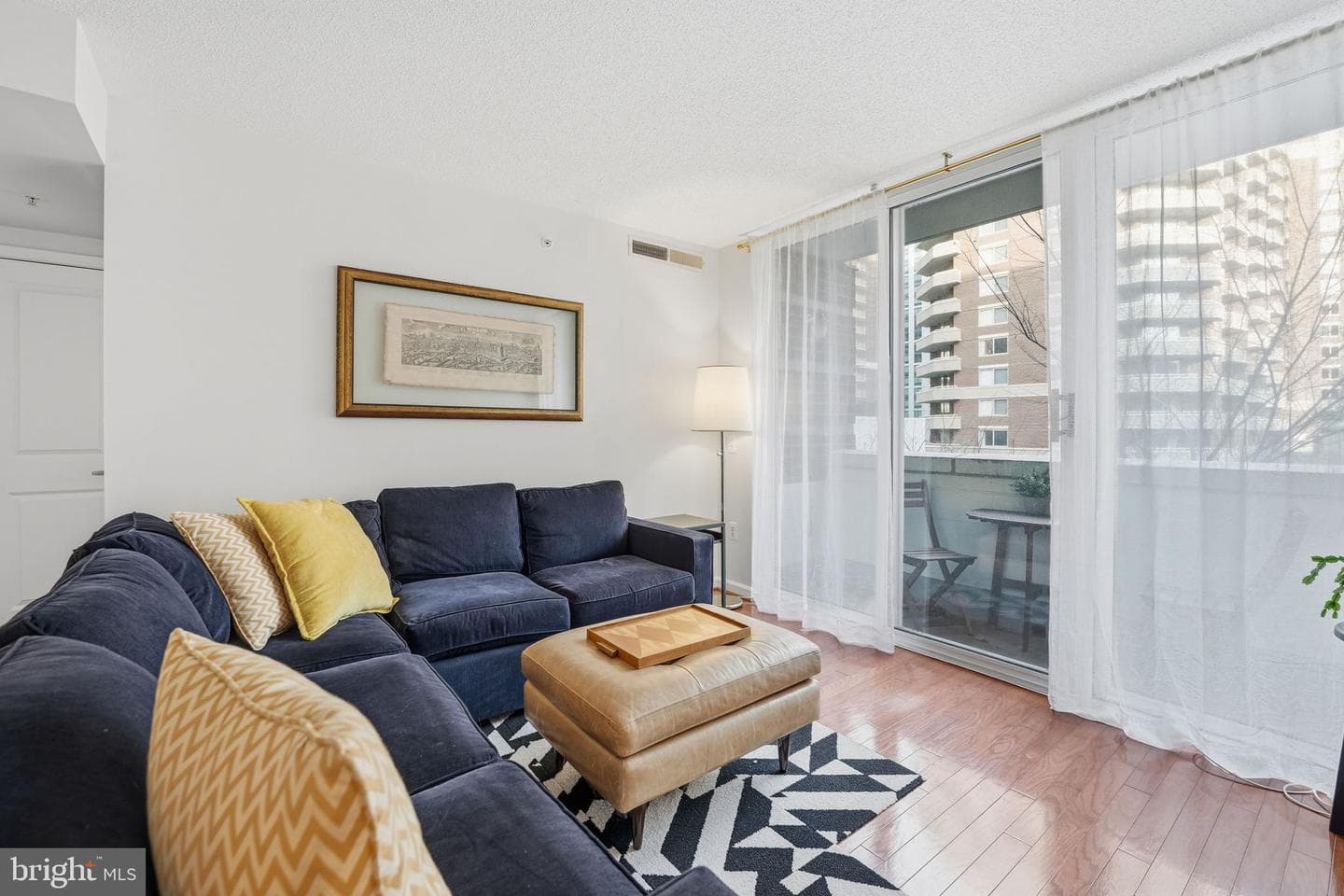 880 N Pollard Street #322 photo 8
