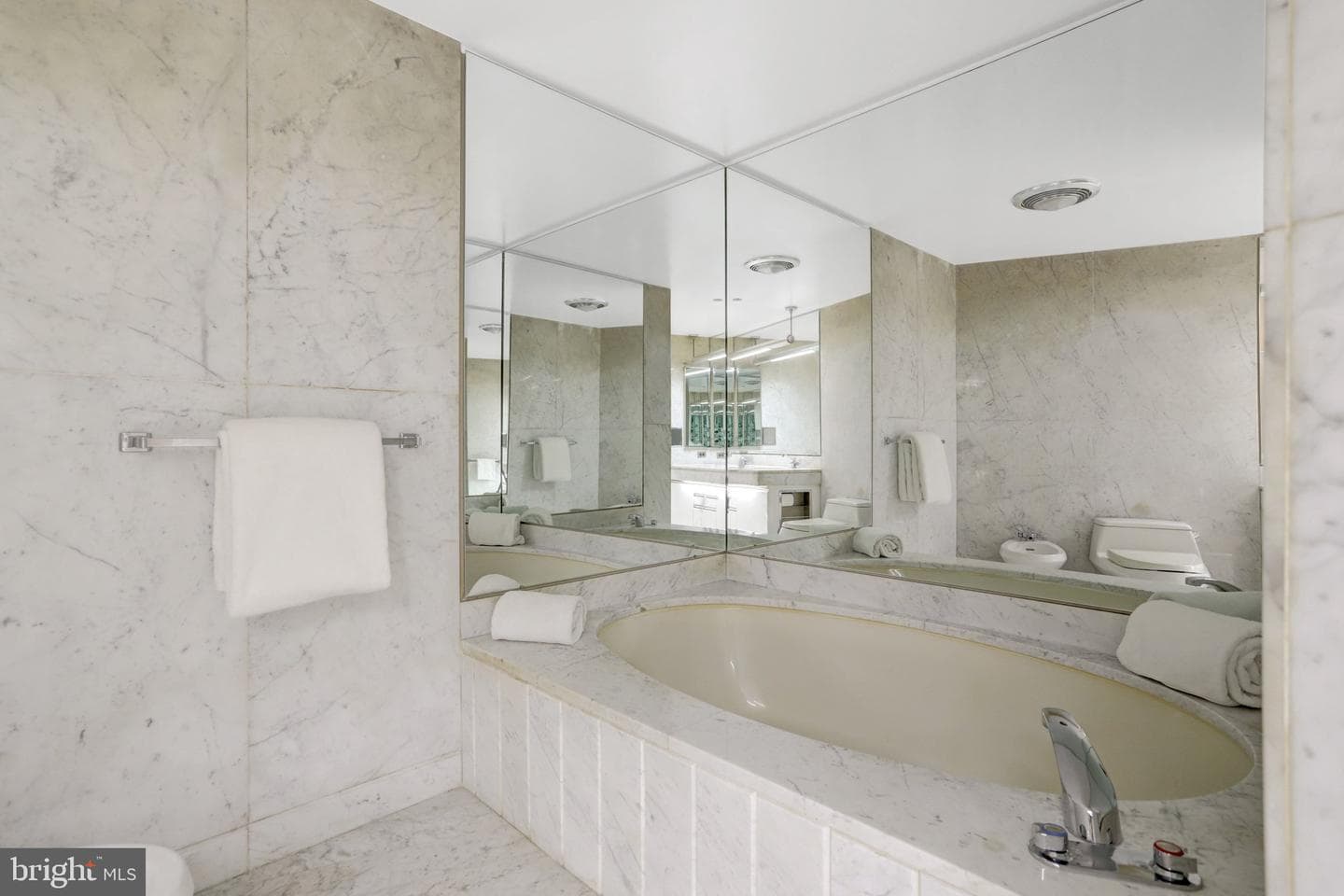 1300 Crystal Drive #808s photo 41