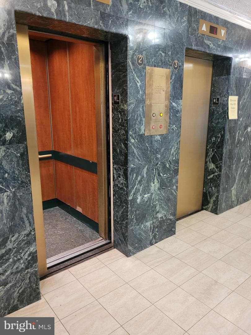 1121 Arlington Boulevard #624 photo 3