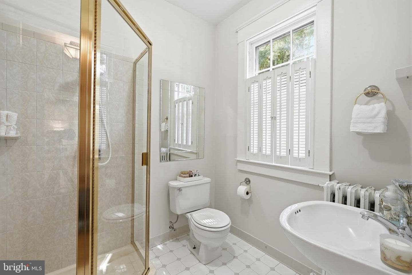 1526 N Edgewood Street photo 23