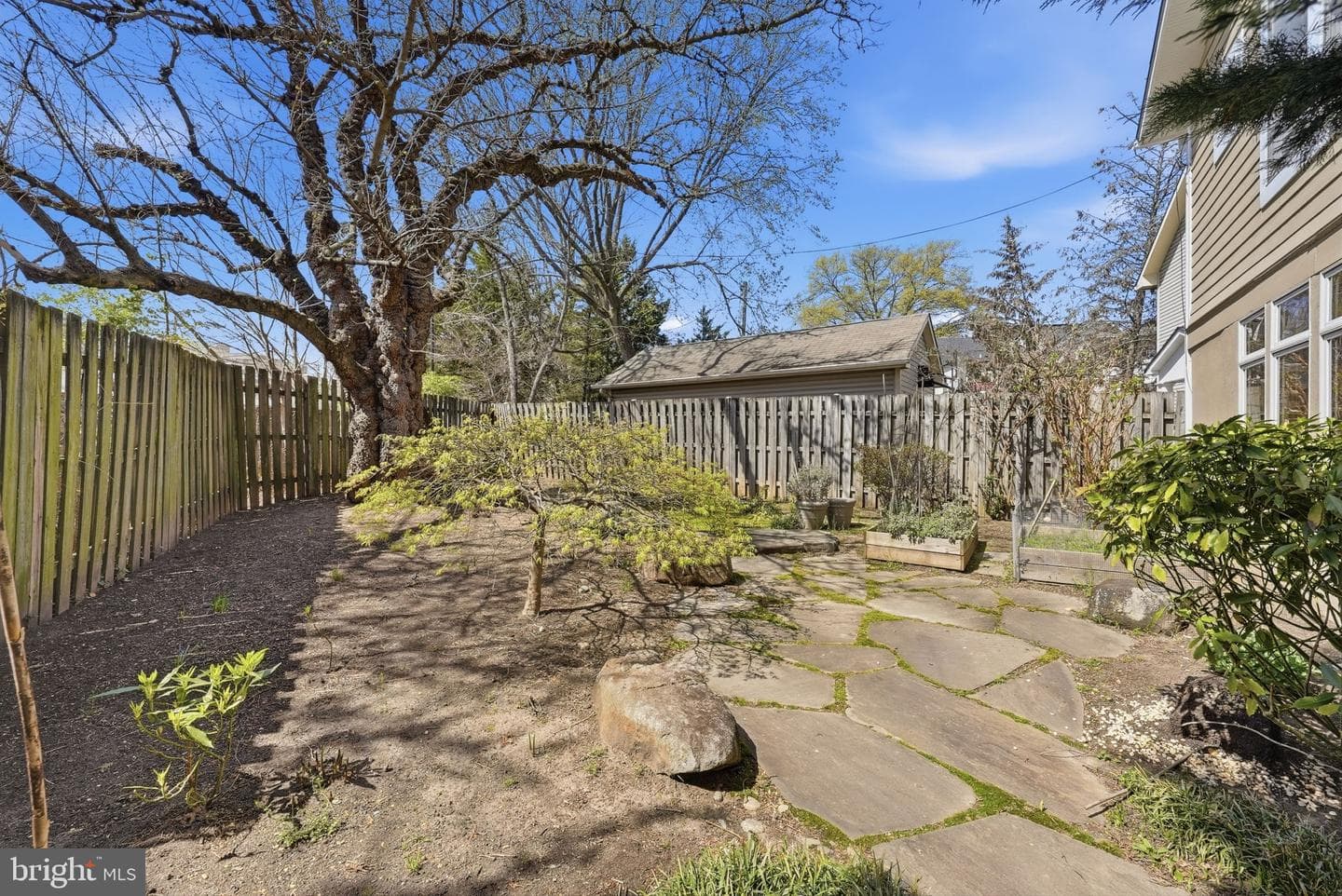 1526 N Edgewood Street photo 40