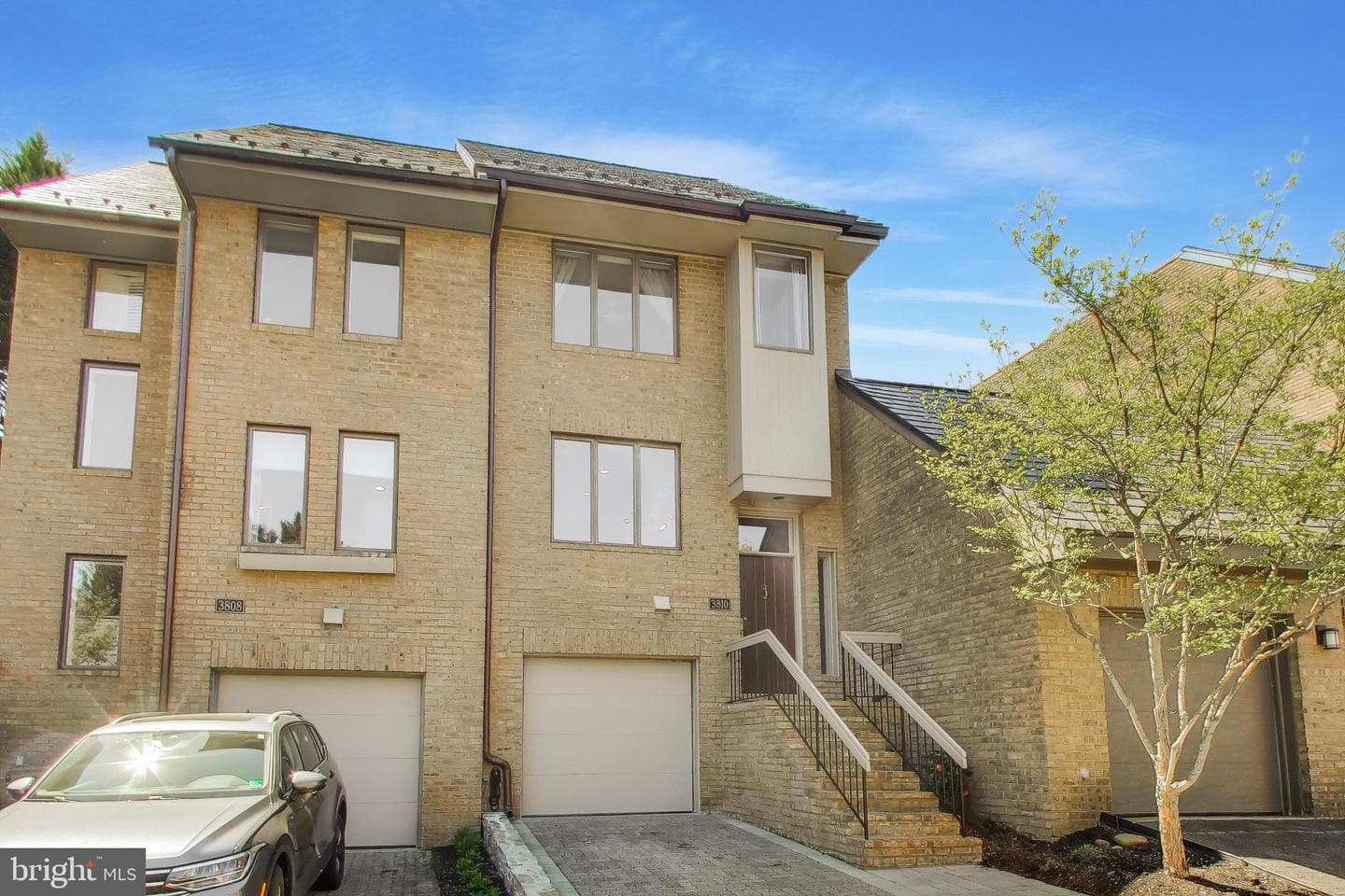 3810 N Richmond Street, Arlington