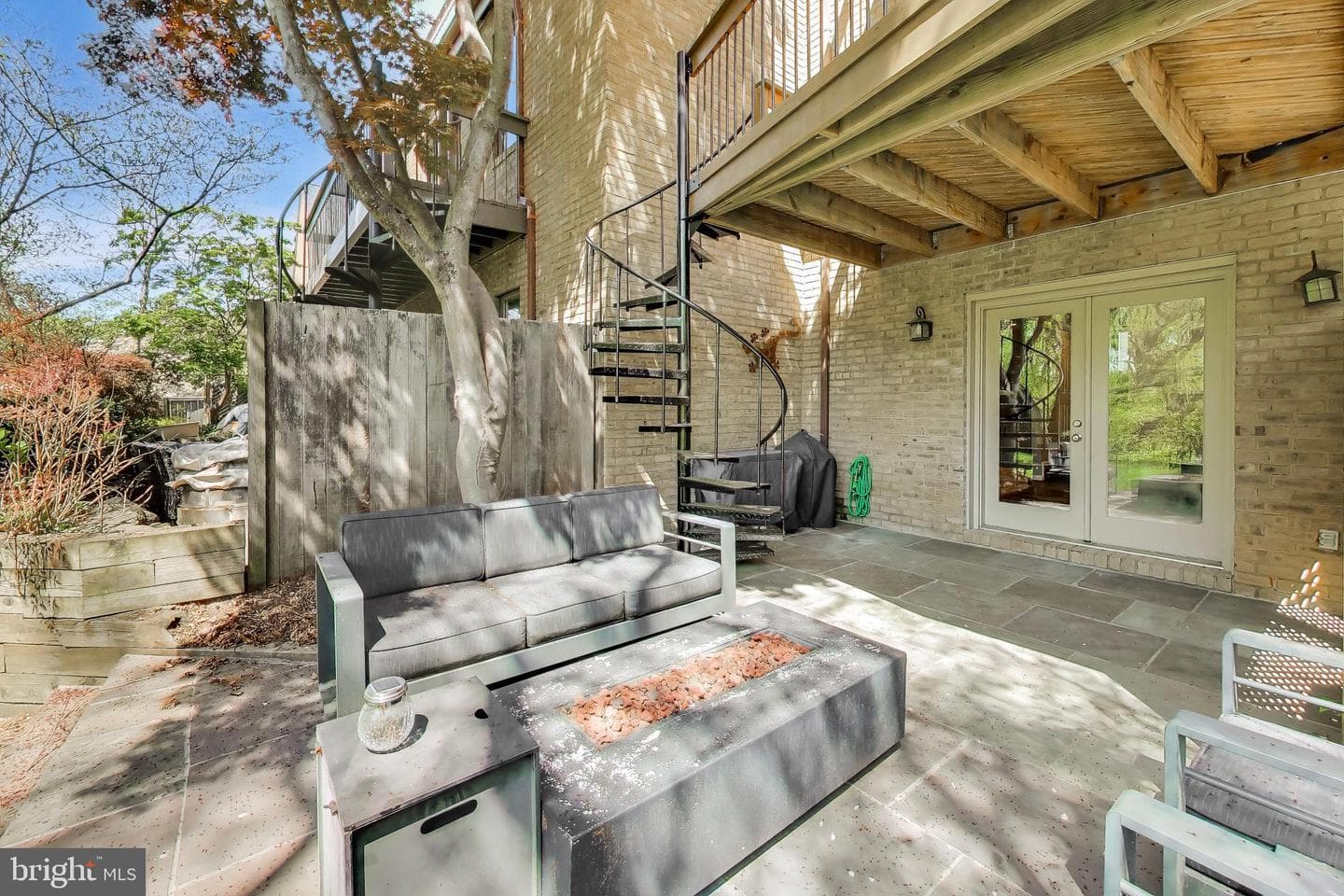 3810 N Richmond Street photo 24
