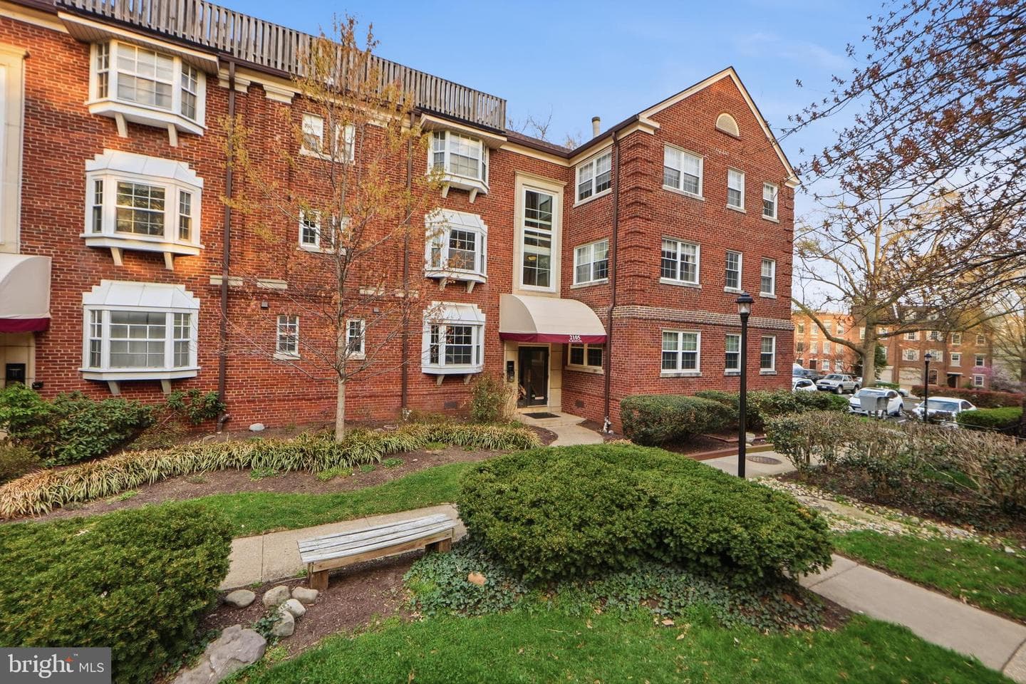 2105 N Scott Street #79 photo 17