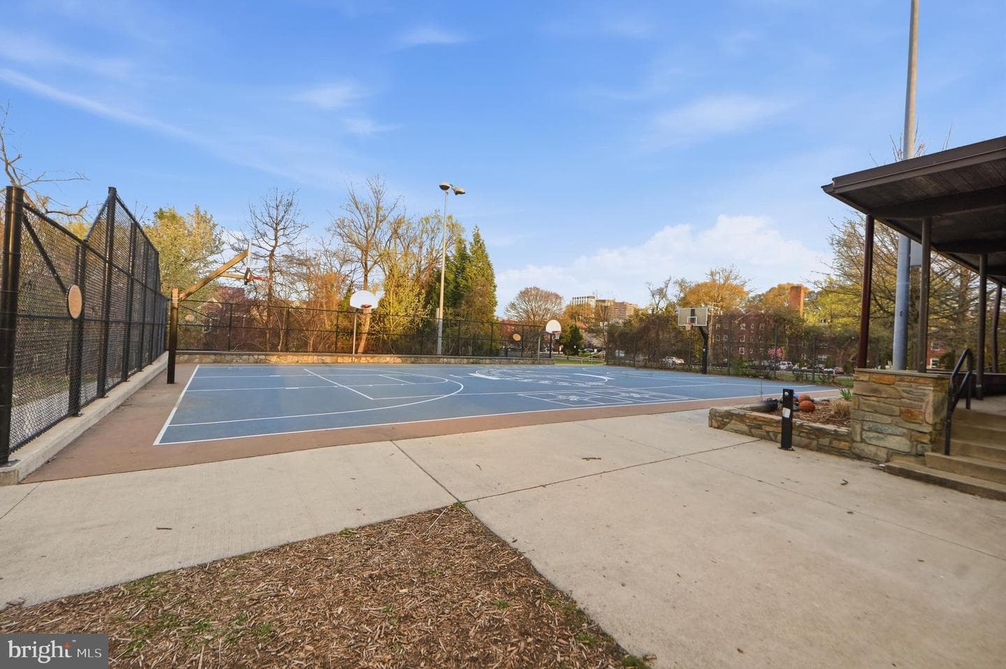2105 N Scott Street #79 photo 19