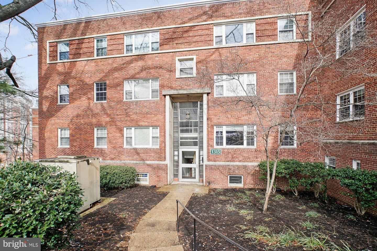 1315 N Ode Street #704